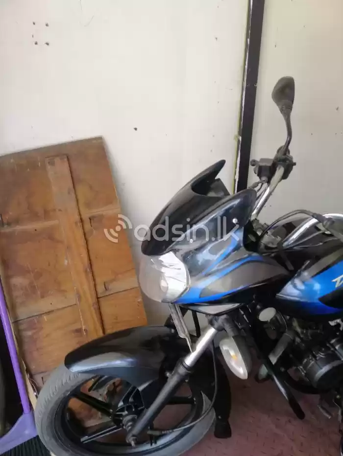 Bajaj Discover 2014 (Used)