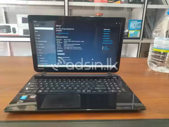 Toshiba Toshiba i7 4th gen (Used)