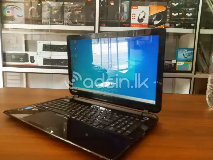 Toshiba Toshiba i7 4th gen (Used)