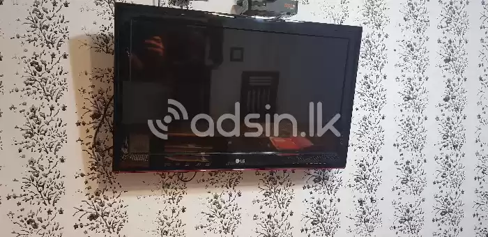 LG LG 32 Touch Button System TV  (Used)