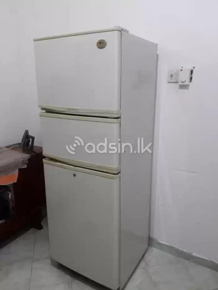 LG REFRIGERATOR