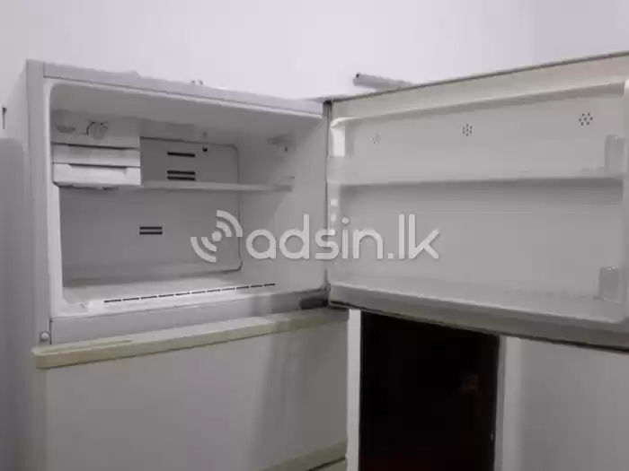 LG REFRIGERATOR