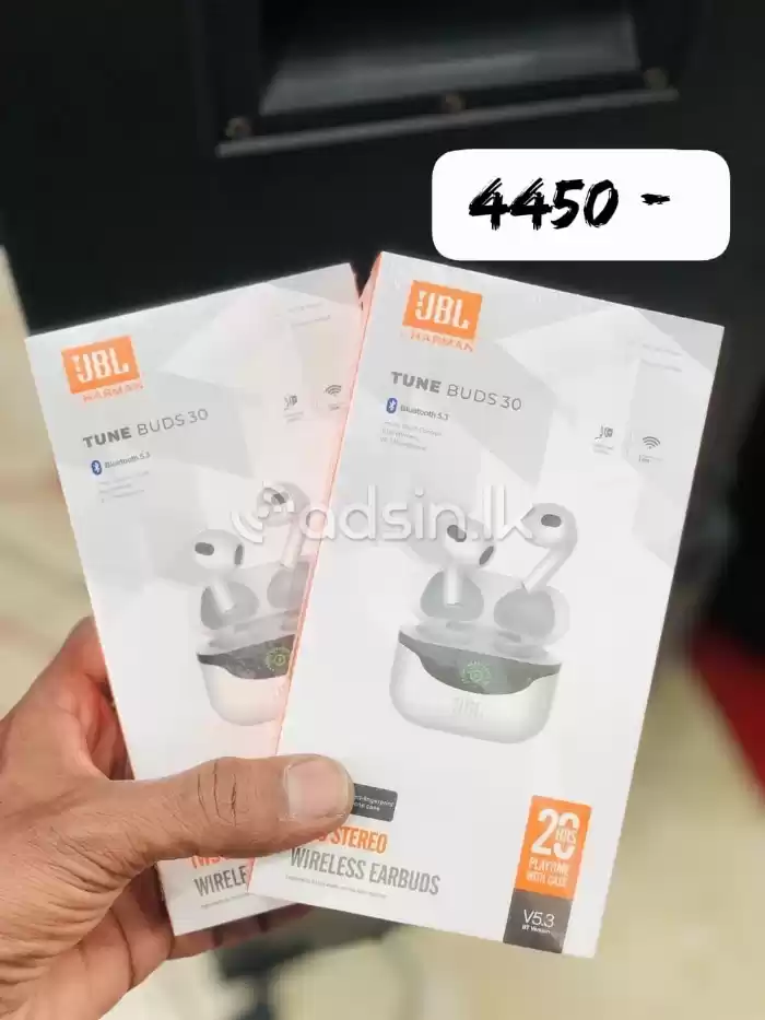 JBL EAR BUDS AVAILABLE NOW