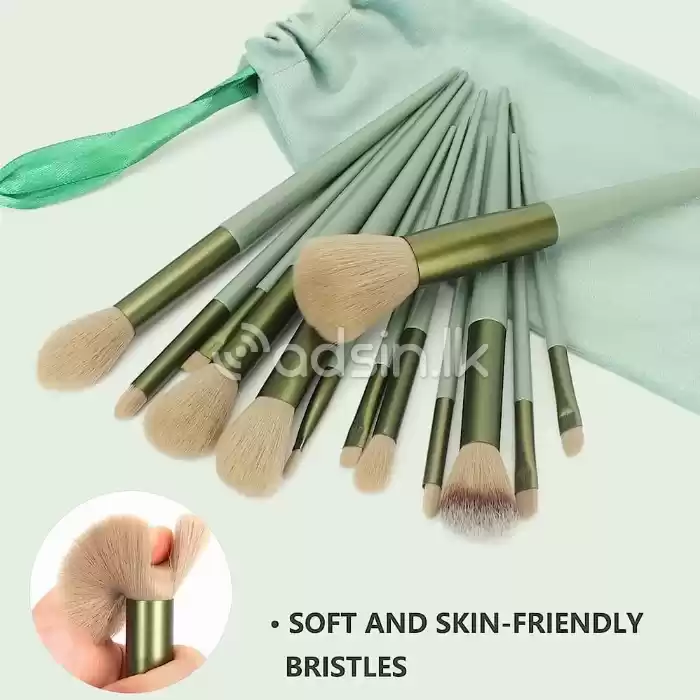 Makeup brush set