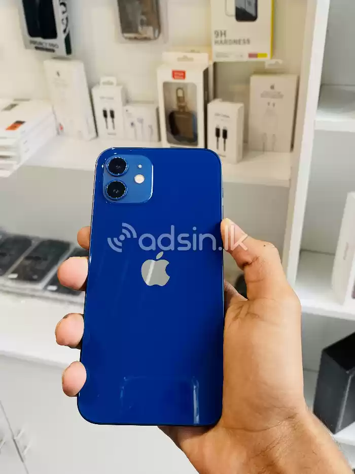 Apple iPhone 12