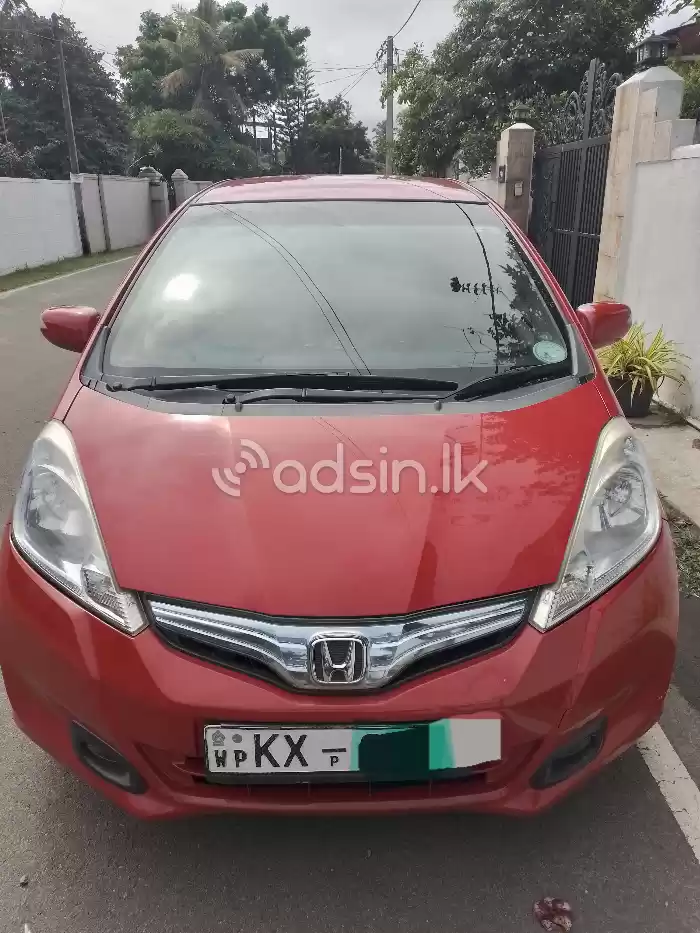 Honda Fit - GP1 - Navi Premium