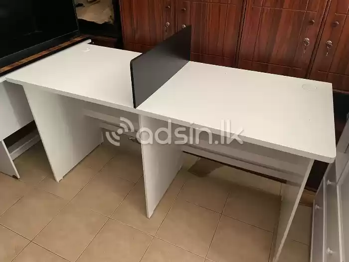 Modern MDF/Melamine 5*2ft Workstation Office Table