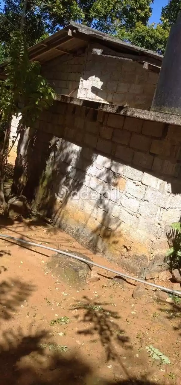 House for sale in Kandy Hanthane