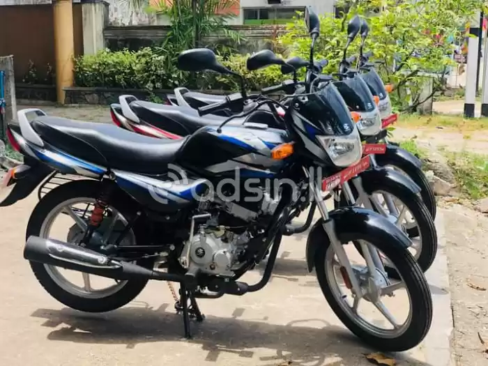 Bajaj CT100